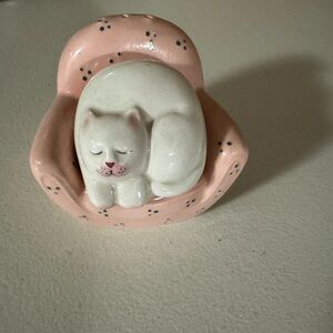 Adorable cat on a chair, salt and pepper shaker set